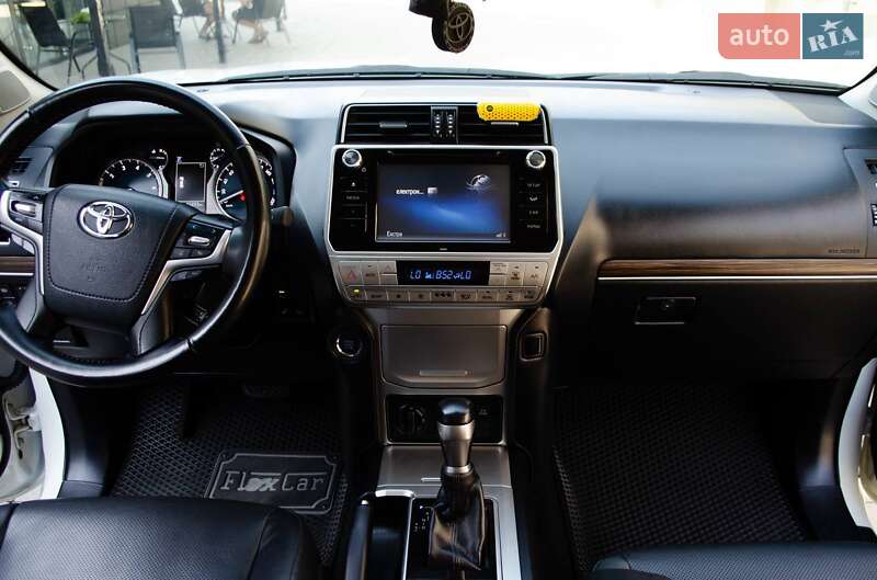 Позашляховик / Кросовер Toyota Land Cruiser Prado 2020 в Тячеві фото 35 Позашляховик / Кросовер Toyota Land Cruiser Prado 2020 в Тячеві