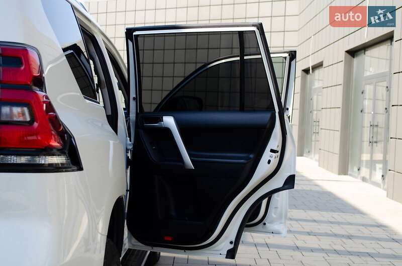 Позашляховик / Кросовер Toyota Land Cruiser Prado 2020 в Тячеві фото 56 Позашляховик / Кросовер Toyota Land Cruiser Prado 2020 в Тячеві