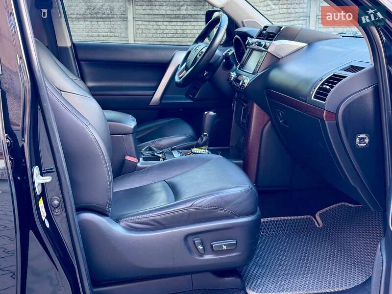 Внедорожник / Кроссовер Toyota Land Cruiser Prado 2014 в Полтаве фото 10 Внедорожник / Кроссовер Toyota Land Cruiser Prado 2014 в Полтаве