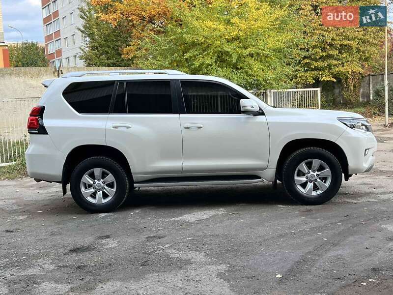 Внедорожник / Кроссовер Toyota Land Cruiser Prado 2019 в Тернополе