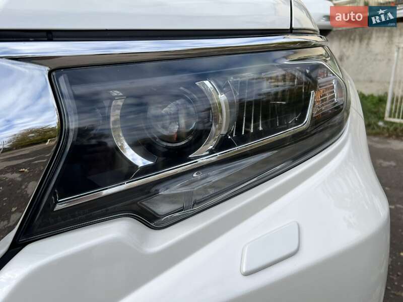 Внедорожник / Кроссовер Toyota Land Cruiser Prado 2019 в Тернополе