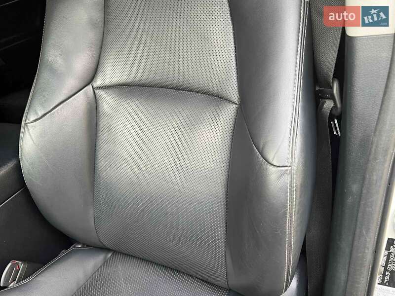 Внедорожник / Кроссовер Toyota Land Cruiser Prado 2019 в Тернополе