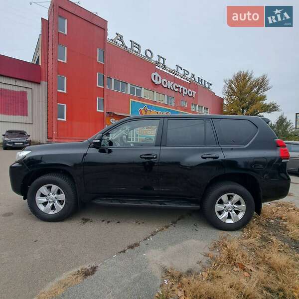 Внедорожник / Кроссовер Toyota Land Cruiser Prado 2018 в Киеве фото 7 Внедорожник / Кроссовер Toyota Land Cruiser Prado 2018 в Киеве