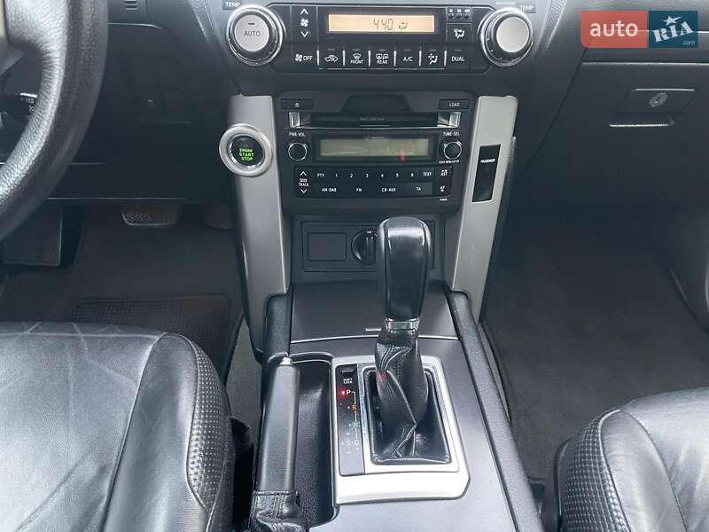 Внедорожник / Кроссовер Toyota Land Cruiser Prado 2011 в Киеве фото 18 Внедорожник / Кроссовер Toyota Land Cruiser Prado 2011 в Киеве