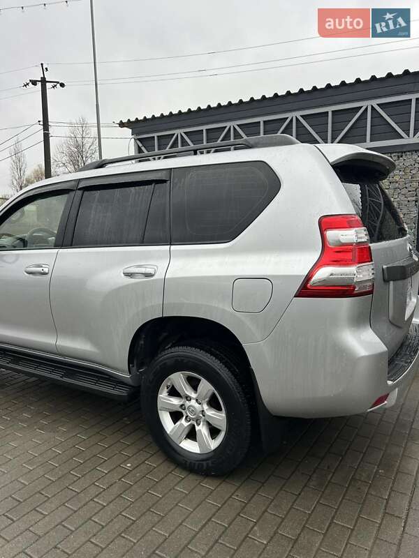 Внедорожник / Кроссовер Toyota Land Cruiser Prado 2014 в Тячеве фото 17 Внедорожник / Кроссовер Toyota Land Cruiser Prado 2014 в Тячеве