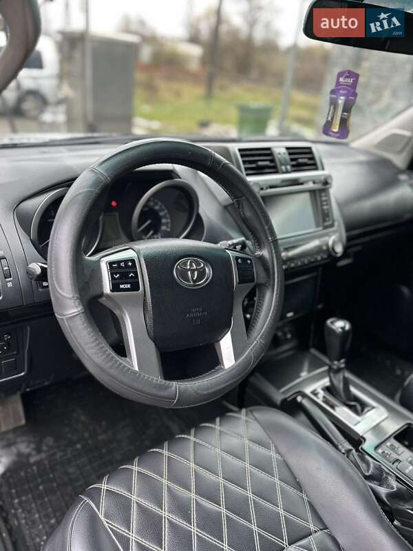Внедорожник / Кроссовер Toyota Land Cruiser Prado 2014 в Тячеве фото 3 Внедорожник / Кроссовер Toyota Land Cruiser Prado 2014 в Тячеве