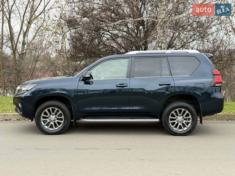 Внедорожник / Кроссовер Toyota Land Cruiser Prado 2019 в Киеве