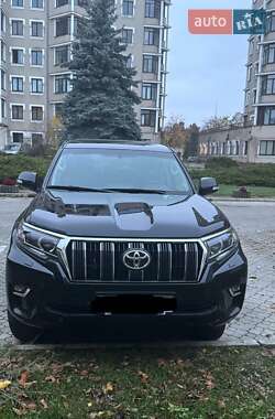 Позашляховик / Кросовер Toyota Land Cruiser Prado 2017 в Одесі