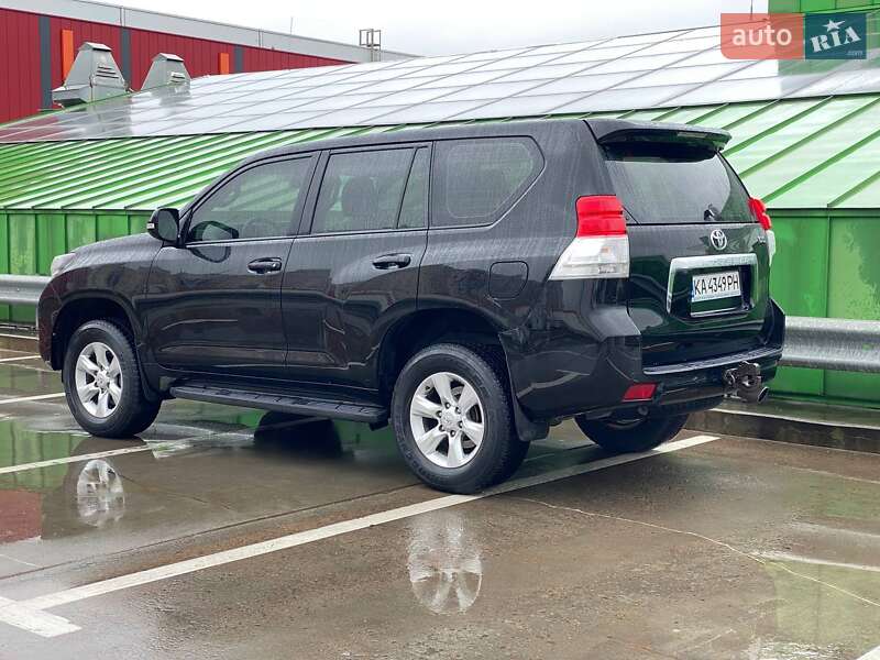 Внедорожник / Кроссовер Toyota Land Cruiser Prado 2010 в Киеве фото 5 Внедорожник / Кроссовер Toyota Land Cruiser Prado 2010 в Киеве
