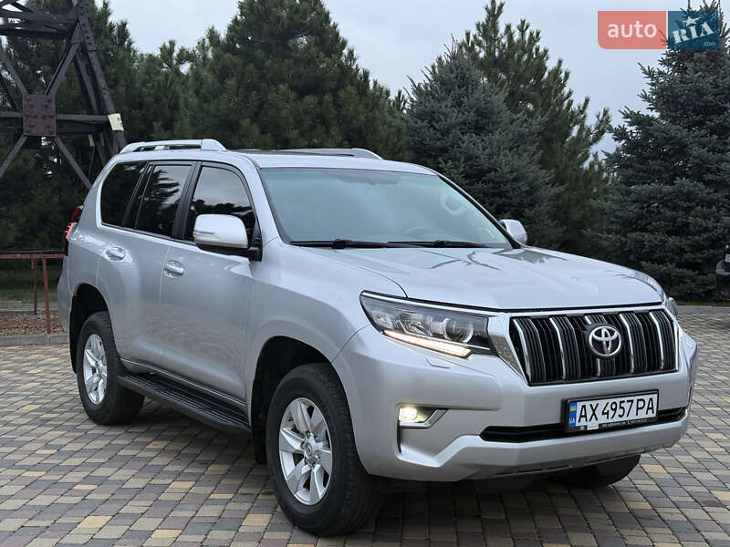 Внедорожник / Кроссовер Toyota Land Cruiser Prado 2021 в Днепре