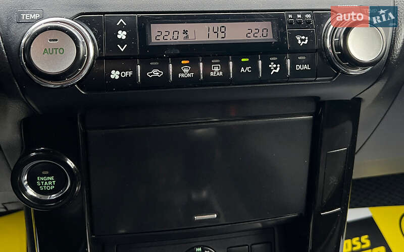 Внедорожник / Кроссовер Toyota Land Cruiser Prado 2013 в Львове