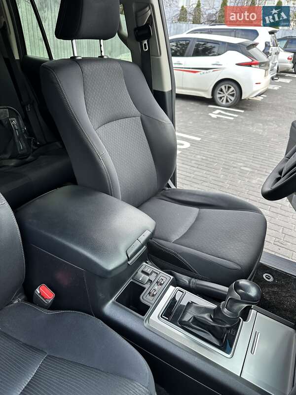 Внедорожник / Кроссовер Toyota Land Cruiser Prado 2018 в Киеве