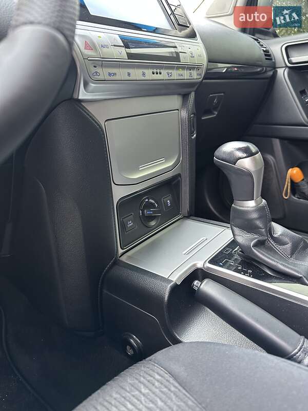 Внедорожник / Кроссовер Toyota Land Cruiser Prado 2018 в Киеве