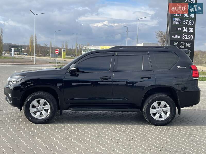 Внедорожник / Кроссовер Toyota Land Cruiser Prado 2022 в Николаеве фото 17 Внедорожник / Кроссовер Toyota Land Cruiser Prado 2022 в Николаеве