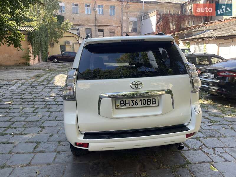 Внедорожник / Кроссовер Toyota Land Cruiser Prado 2011 в Одессе фото 5 Внедорожник / Кроссовер Toyota Land Cruiser Prado 2011 в Одессе