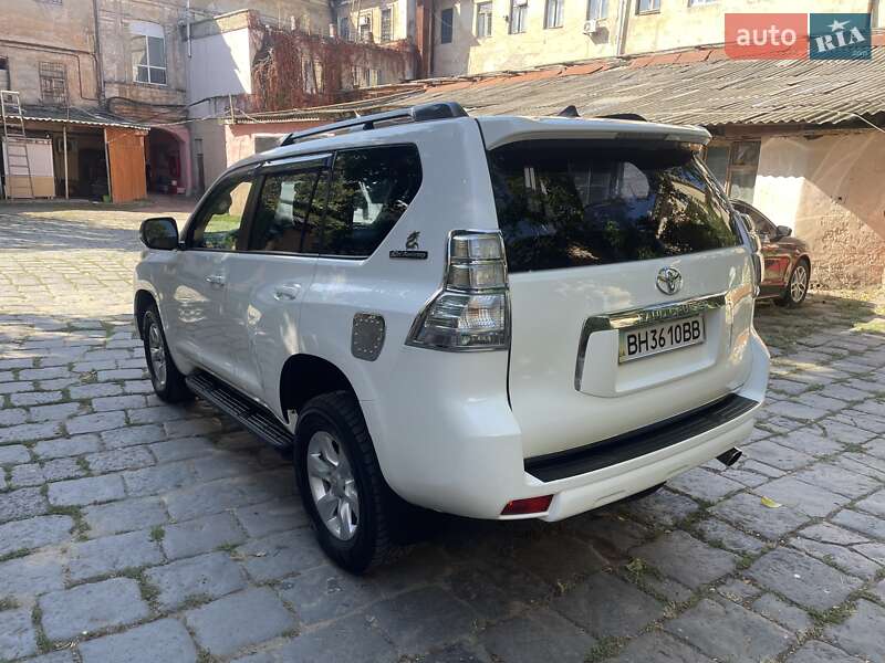 Внедорожник / Кроссовер Toyota Land Cruiser Prado 2011 в Одессе фото 6 Внедорожник / Кроссовер Toyota Land Cruiser Prado 2011 в Одессе