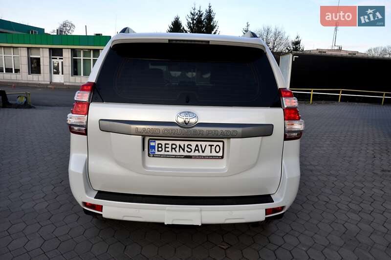 Внедорожник / Кроссовер Toyota Land Cruiser Prado 2016 в Львове фото 13 Внедорожник / Кроссовер Toyota Land Cruiser Prado 2016 в Львове