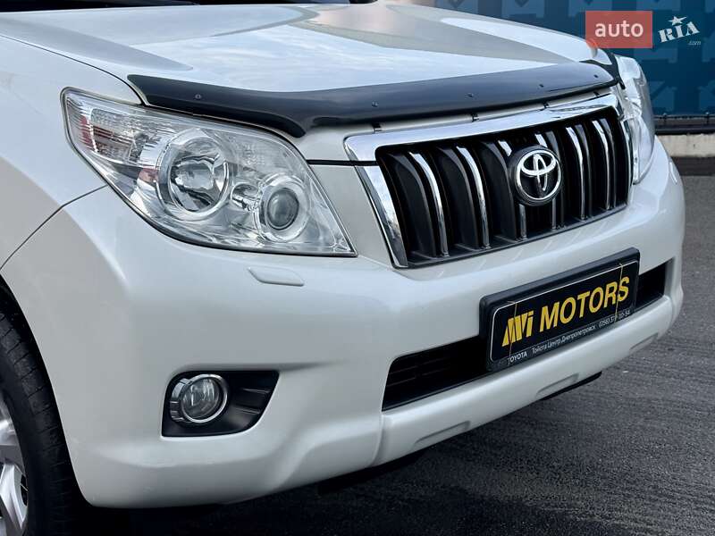 Внедорожник / Кроссовер Toyota Land Cruiser Prado 2013 в Киеве фото 29 Внедорожник / Кроссовер Toyota Land Cruiser Prado 2013 в Киеве