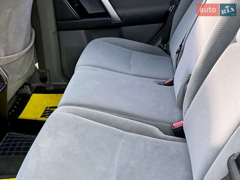 Внедорожник / Кроссовер Toyota Land Cruiser Prado 2013 в Киеве фото 56 Внедорожник / Кроссовер Toyota Land Cruiser Prado 2013 в Киеве