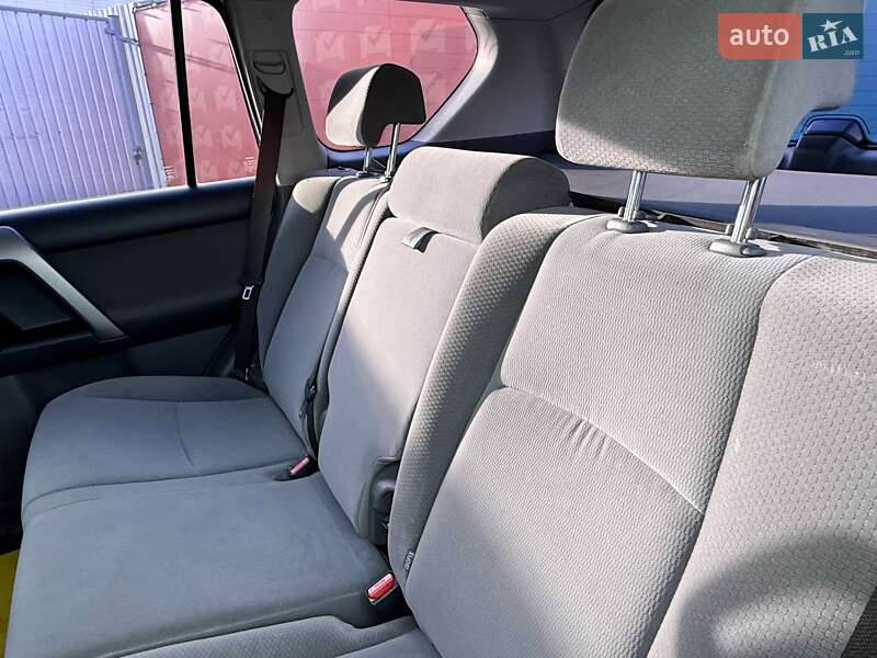 Внедорожник / Кроссовер Toyota Land Cruiser Prado 2013 в Киеве фото 58 Внедорожник / Кроссовер Toyota Land Cruiser Prado 2013 в Киеве