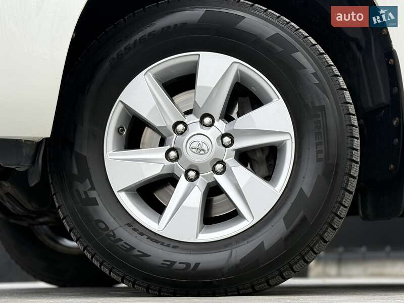 Внедорожник / Кроссовер Toyota Land Cruiser Prado 2019 в Виннице фото 33 Внедорожник / Кроссовер Toyota Land Cruiser Prado 2019 в Виннице