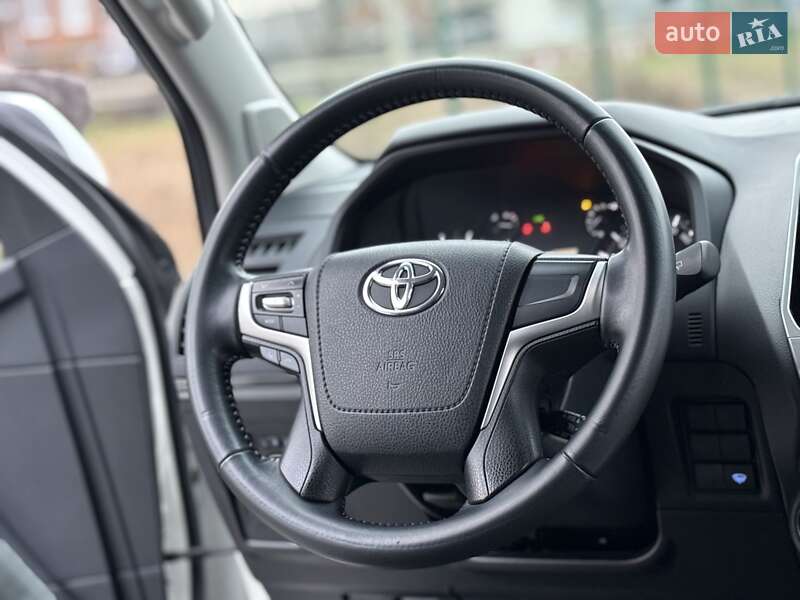 Внедорожник / Кроссовер Toyota Land Cruiser Prado 2019 в Виннице фото 47 Внедорожник / Кроссовер Toyota Land Cruiser Prado 2019 в Виннице
