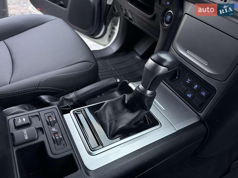 Внедорожник / Кроссовер Toyota Land Cruiser Prado 2019 в Виннице фото 53 Внедорожник / Кроссовер Toyota Land Cruiser Prado 2019 в Виннице