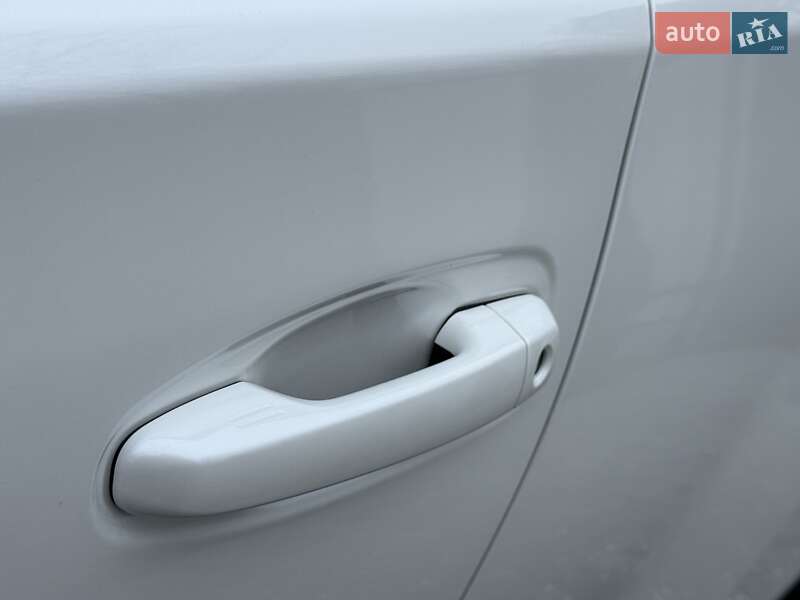 Внедорожник / Кроссовер Toyota Land Cruiser Prado 2019 в Виннице фото 70 Внедорожник / Кроссовер Toyota Land Cruiser Prado 2019 в Виннице