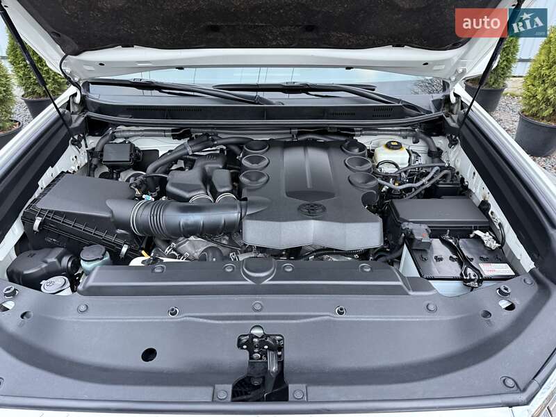 Внедорожник / Кроссовер Toyota Land Cruiser Prado 2019 в Виннице фото 68 Внедорожник / Кроссовер Toyota Land Cruiser Prado 2019 в Виннице