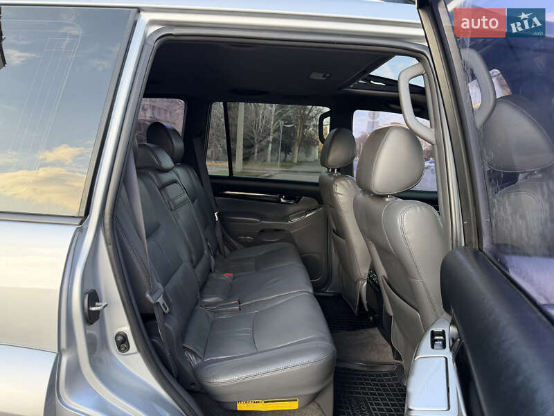 Внедорожник / Кроссовер Toyota Land Cruiser Prado 2007 в Харькове