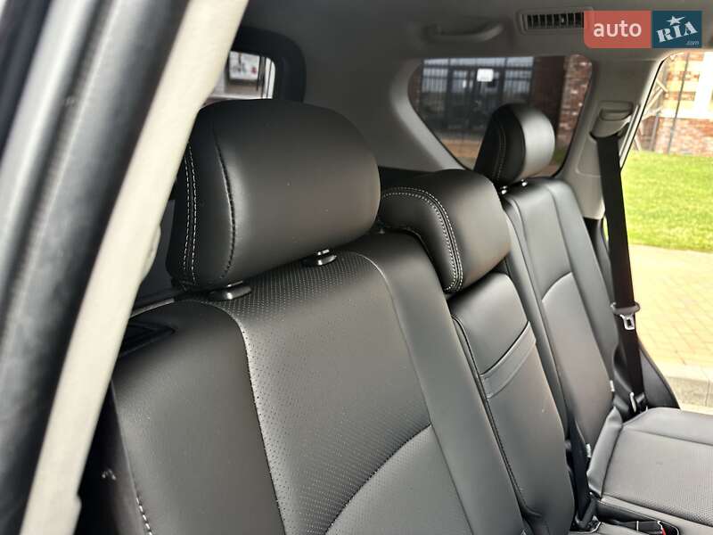 Внедорожник / Кроссовер Toyota Land Cruiser Prado 2019 в Киеве фото 33 Внедорожник / Кроссовер Toyota Land Cruiser Prado 2019 в Киеве
