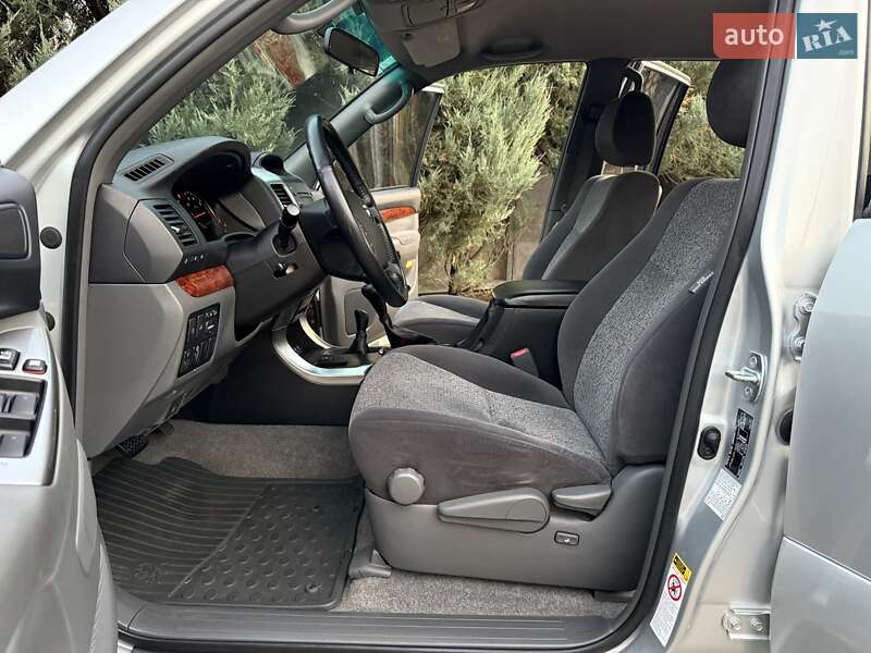 Внедорожник / Кроссовер Toyota Land Cruiser Prado 2008 в Киеве фото 62 Внедорожник / Кроссовер Toyota Land Cruiser Prado 2008 в Киеве