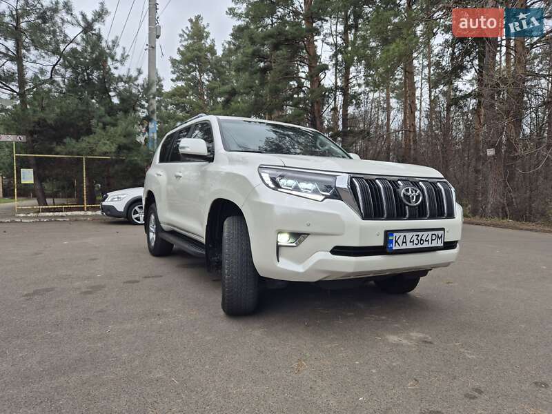Внедорожник / Кроссовер Toyota Land Cruiser Prado 2018 в Киеве фото 2 Внедорожник / Кроссовер Toyota Land Cruiser Prado 2018 в Киеве