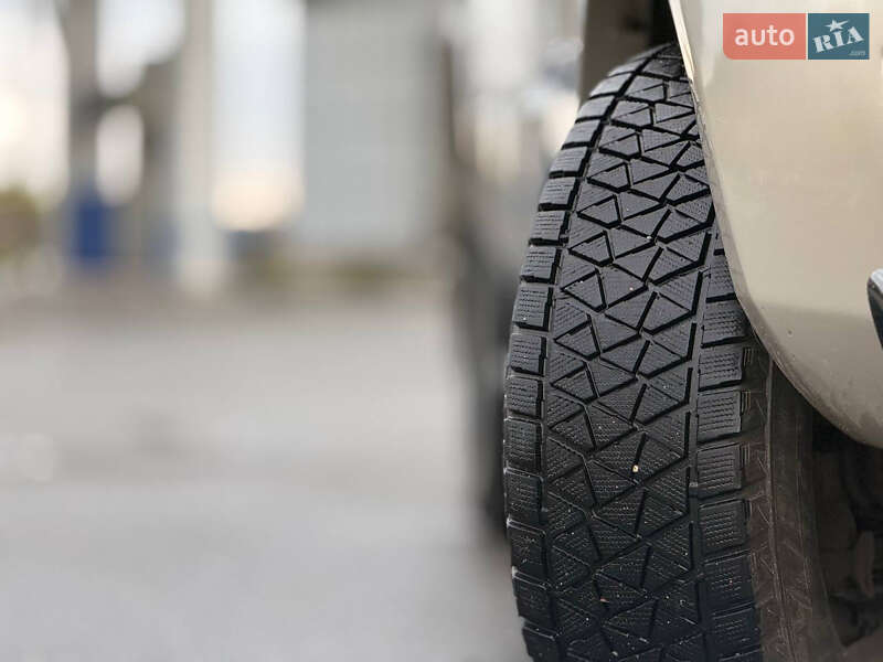 Внедорожник / Кроссовер Toyota Land Cruiser Prado 2003 в Чернигове