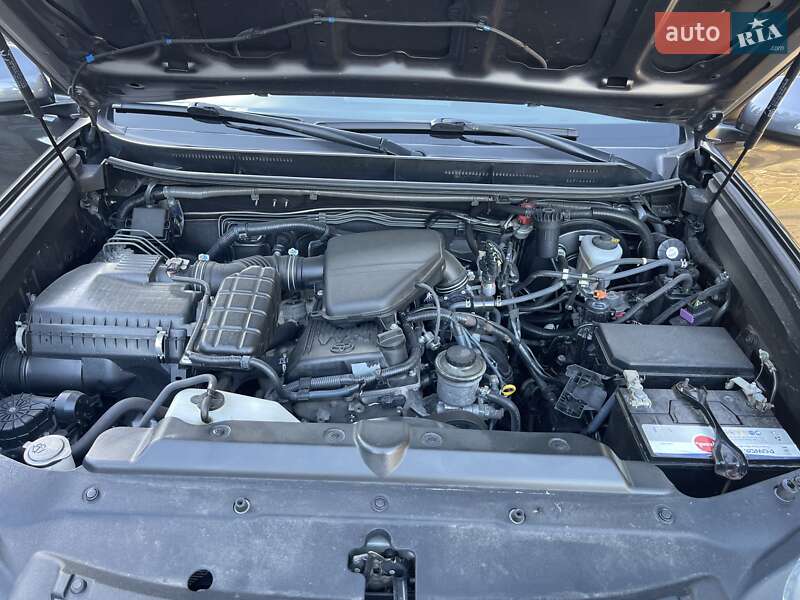 Внедорожник / Кроссовер Toyota Land Cruiser Prado 2013 в Ивано-Франковске