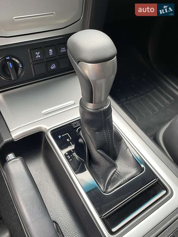 Внедорожник / Кроссовер Toyota Land Cruiser Prado 2019 в Виннице фото 67 Внедорожник / Кроссовер Toyota Land Cruiser Prado 2019 в Виннице