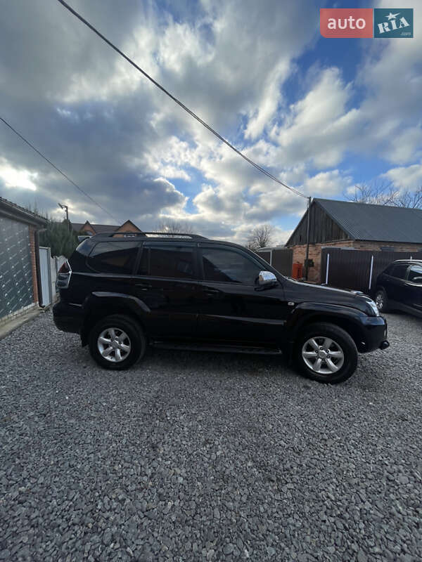 Внедорожник / Кроссовер Toyota Land Cruiser Prado 2007 в Дергачах