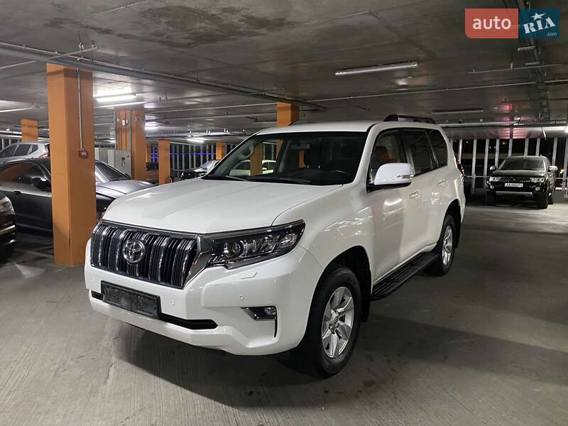 Позашляховик / Кросовер Toyota Land Cruiser Prado 2019 в Києві фото 6 Позашляховик / Кросовер Toyota Land Cruiser Prado 2019 в Києві