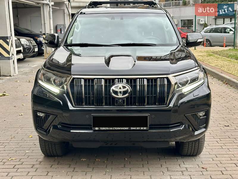 Позашляховик / Кросовер Toyota Land Cruiser Prado 2022 в Києві