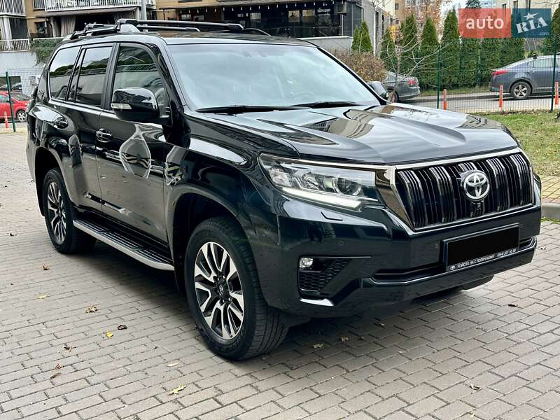 Позашляховик / Кросовер Toyota Land Cruiser Prado 2022 в Києві