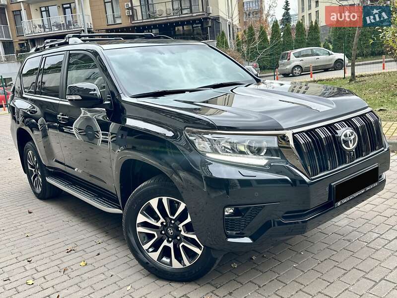 Позашляховик / Кросовер Toyota Land Cruiser Prado 2022 в Києві