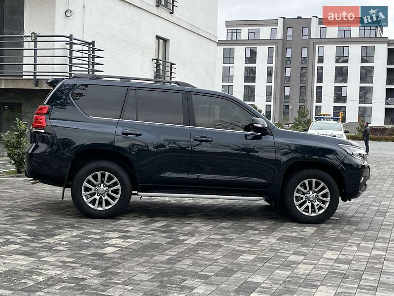 Позашляховик / Кросовер Toyota Land Cruiser Prado 2019 в Мукачевому фото 33 Позашляховик / Кросовер Toyota Land Cruiser Prado 2019 в Мукачевому