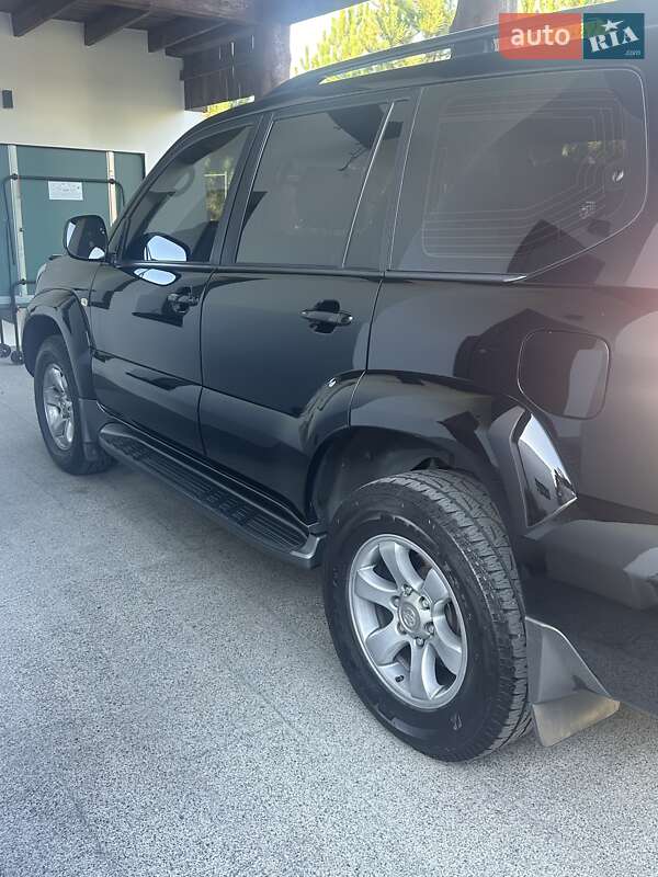 Внедорожник / Кроссовер Toyota Land Cruiser Prado 2007 в Днепре