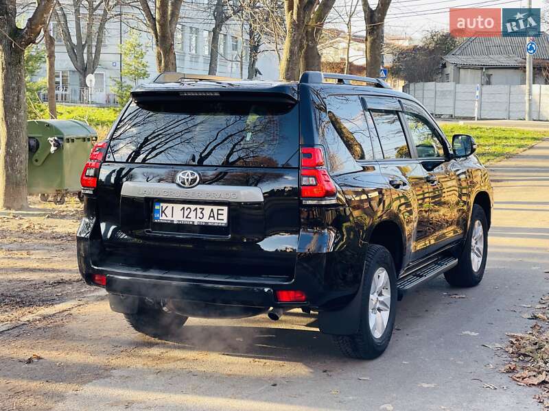 Внедорожник / Кроссовер Toyota Land Cruiser Prado 2019 в Киеве фото 6 Внедорожник / Кроссовер Toyota Land Cruiser Prado 2019 в Киеве