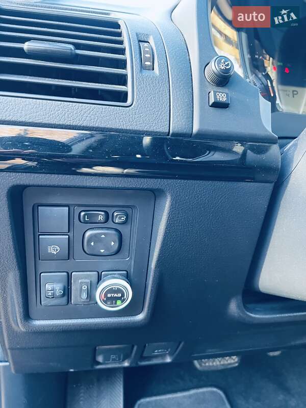 Внедорожник / Кроссовер Toyota Land Cruiser Prado 2019 в Киеве фото 23 Внедорожник / Кроссовер Toyota Land Cruiser Prado 2019 в Киеве