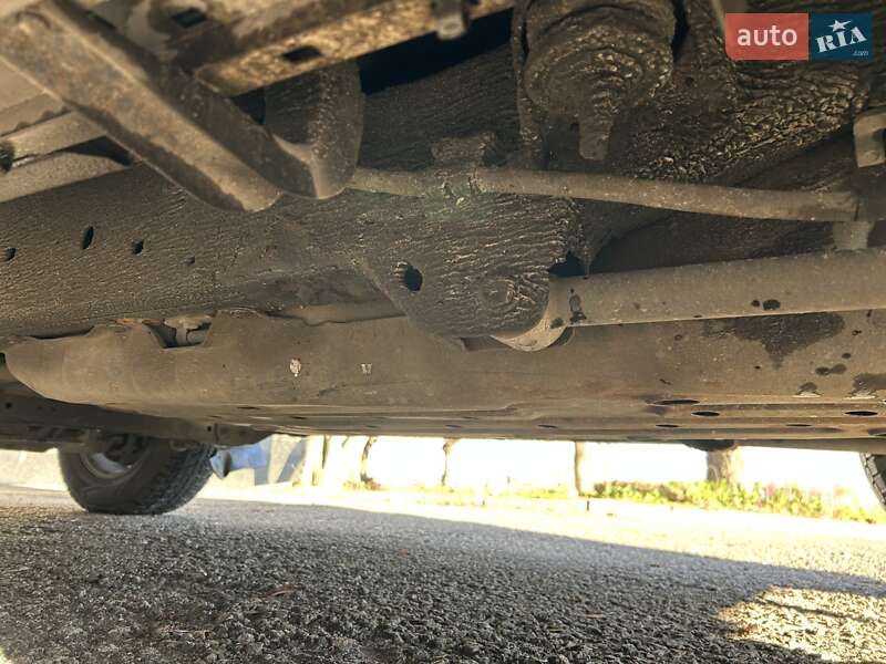 Внедорожник / Кроссовер Toyota Land Cruiser Prado 2005 в Киеве