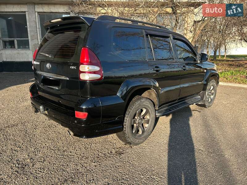 Внедорожник / Кроссовер Toyota Land Cruiser Prado 2005 в Киеве