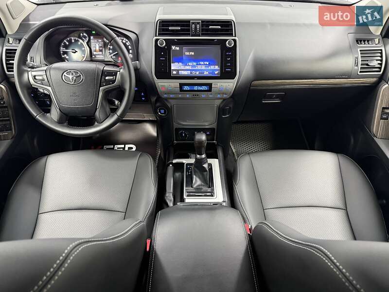 Внедорожник / Кроссовер Toyota Land Cruiser Prado 2020 в Одессе