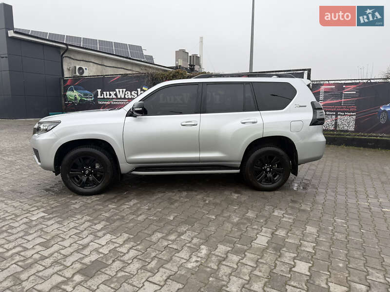 Внедорожник / Кроссовер Toyota Land Cruiser Prado 2022 в Тернополе фото 5 Внедорожник / Кроссовер Toyota Land Cruiser Prado 2022 в Тернополе
