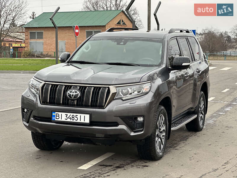 Позашляховик / Кросовер Toyota Land Cruiser Prado 2021 в Лубнах